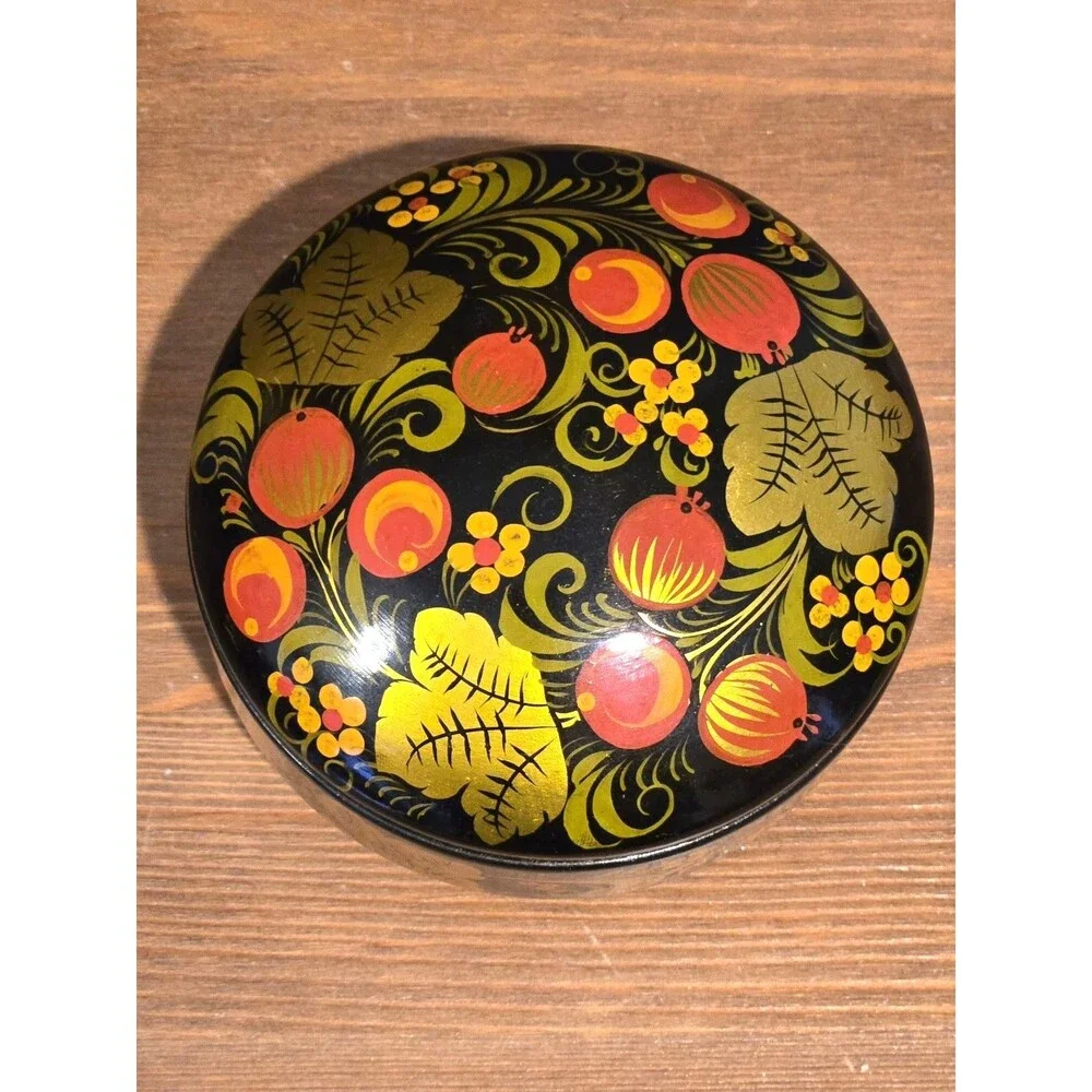 Vintage Russian Black Painted Lacquer Box Hand Painted Floral 5